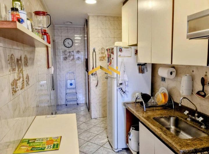 Apartamento à venda com 3 quartos, 92m² - Foto 7