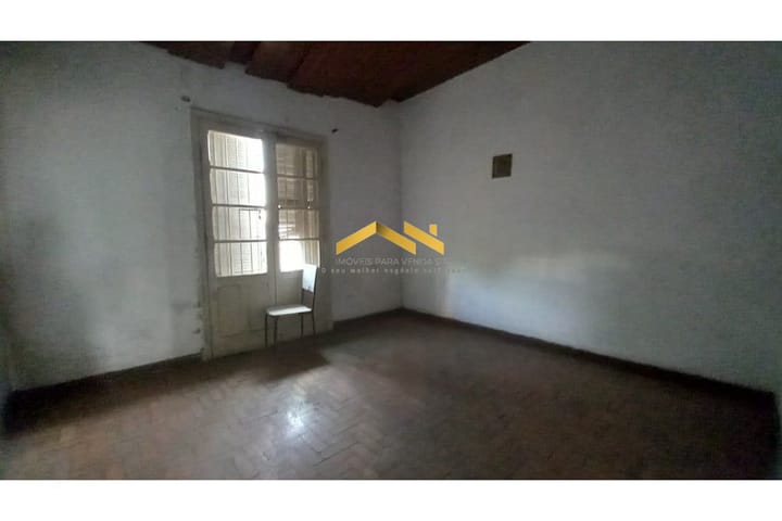 Casa à venda com 2 quartos, 111m² - Foto 4