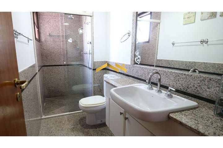 Apartamento à venda com 4 quartos, 226m² - Foto 21