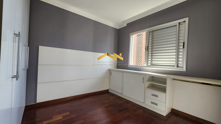 Apartamento à venda com 3 quartos, 175m² - Foto 5