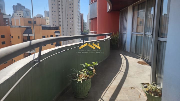 Apartamento à venda com 4 quartos, 220m² - Foto 18