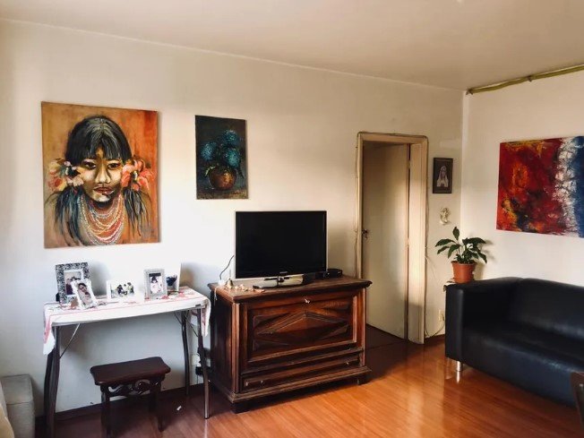 Apartamento à venda com 3 quartos, 70m² - Foto 2