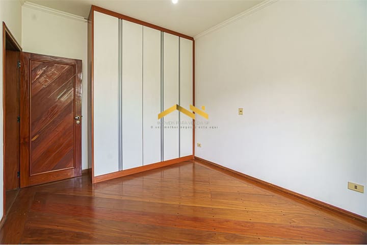 Casa à venda com 4 quartos, 560m² - Foto 6