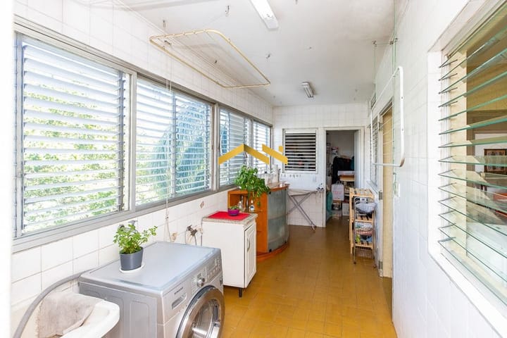 Apartamento à venda com 3 quartos, 175m² - Foto 11