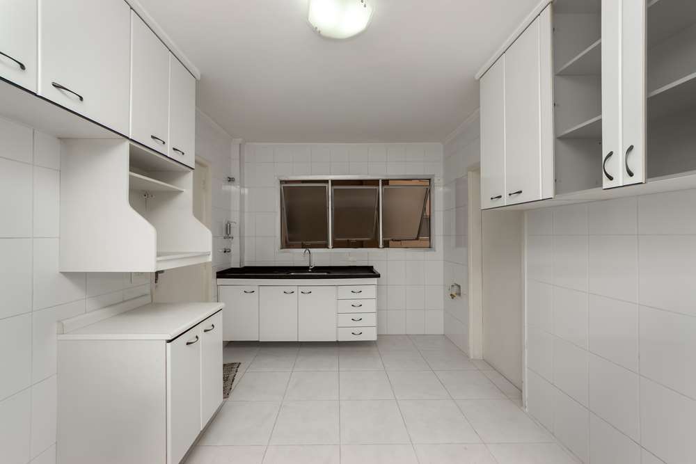 Apartamento à venda com 3 quartos, 117m² - Foto 1