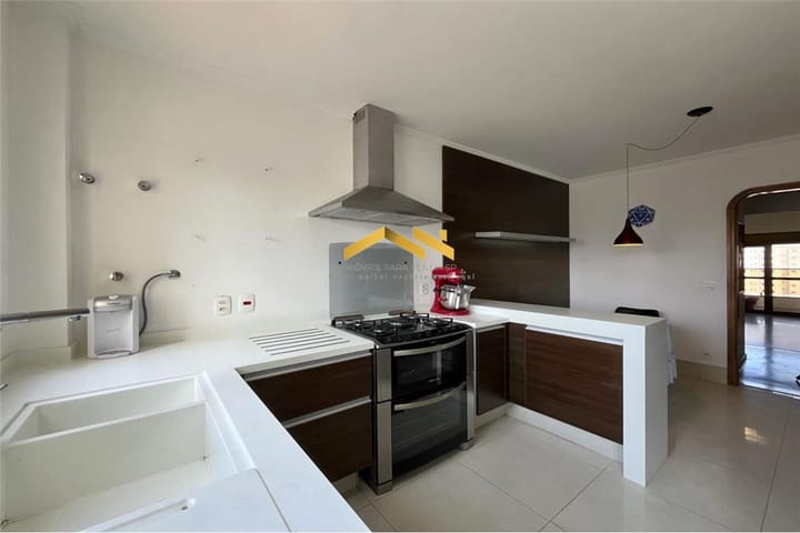 Apartamento à venda com 3 quartos, 246m² - Foto 20