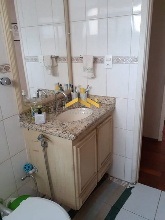 Apartamento à venda com 2 quartos, 70m² - Foto 15