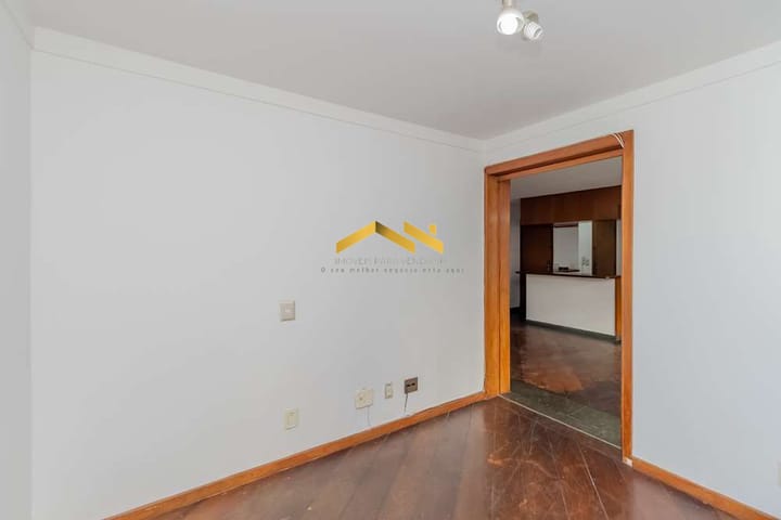 Apartamento à venda com 3 quartos, 102m² - Foto 2