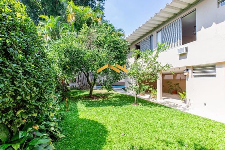 Casa à venda com 3 quartos, 388m² - Foto 22