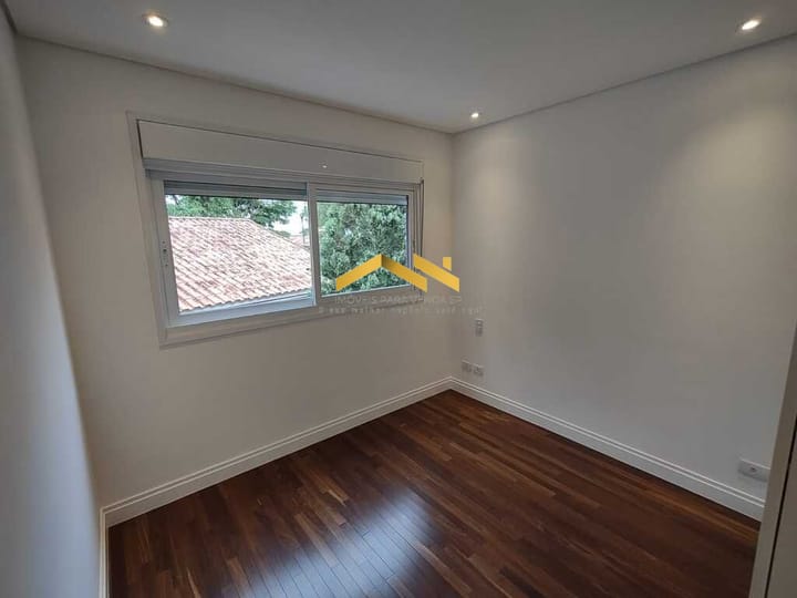 Casa à venda com 4 quartos, 300m² - Foto 11