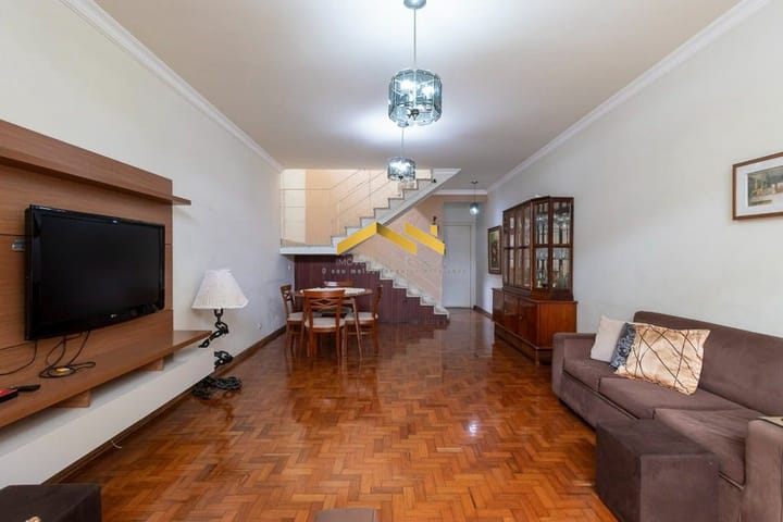 Casa à venda com 4 quartos, 200m² - Foto 22