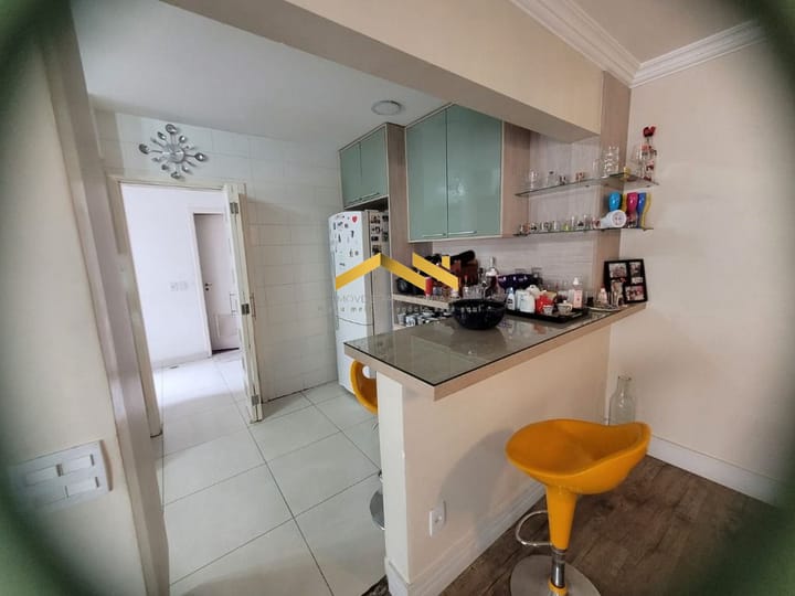 Apartamento à venda com 3 quartos, 146m² - Foto 1