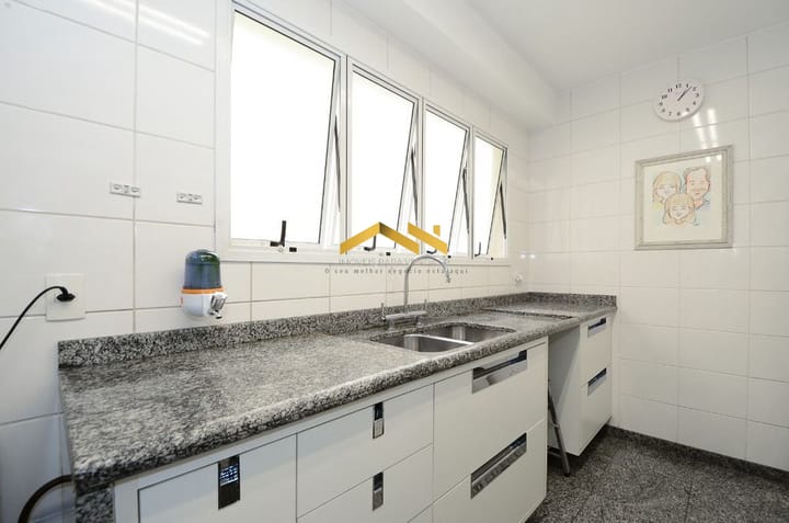 Apartamento à venda com 3 quartos, 129m² - Foto 12