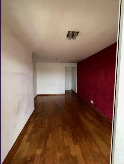 Apartamento à venda com 2 quartos, 70m² - Foto 1