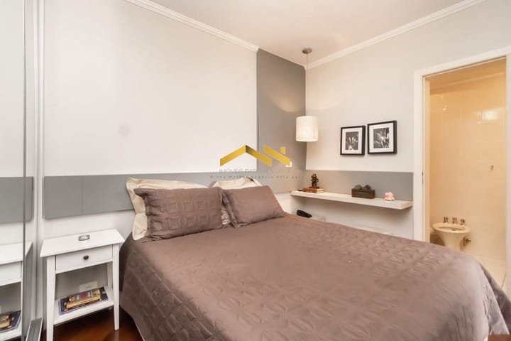 Apartamento à venda com 4 quartos, 217m² - Foto 4