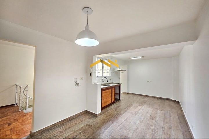 Casa à venda com 3 quartos, 240m² - Foto 28