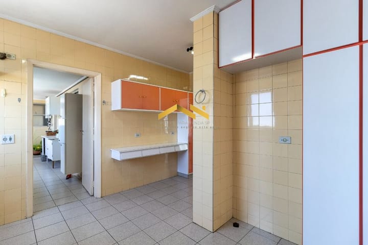 Apartamento à venda com 3 quartos, 227m² - Foto 32