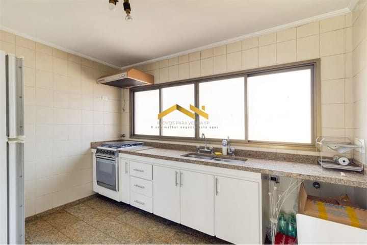 Apartamento à venda com 5 quartos, 800m² - Foto 3