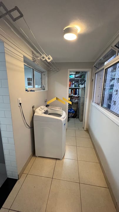 Apartamento à venda com 3 quartos, 111m² - Foto 27