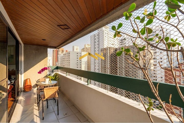 Apartamento à venda com 3 quartos, 147m² - Foto 1