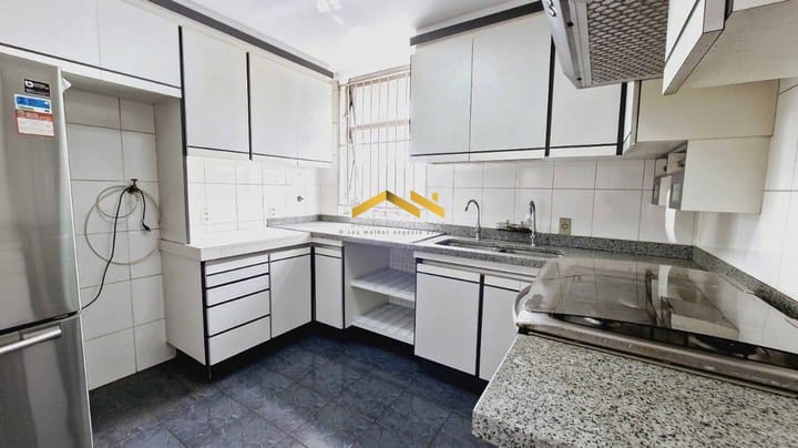 Apartamento à venda com 3 quartos, 190m² - Foto 42