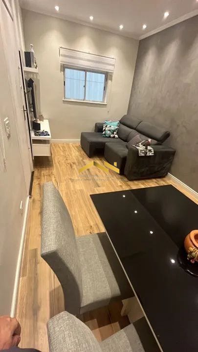 Apartamento à venda com 2 quartos, 76m² - Foto 1