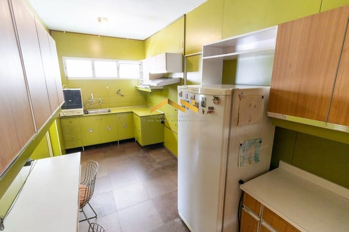 Apartamento à venda com 3 quartos, 137m² - Foto 28