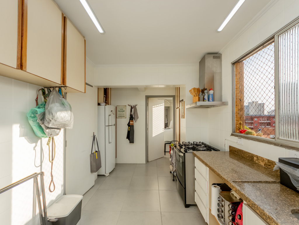 Apartamento à venda com 3 quartos, 109m² - Foto 25