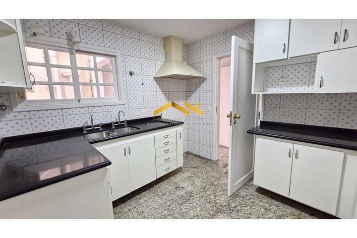 Casa à venda com 4 quartos, 329m² - Foto 41