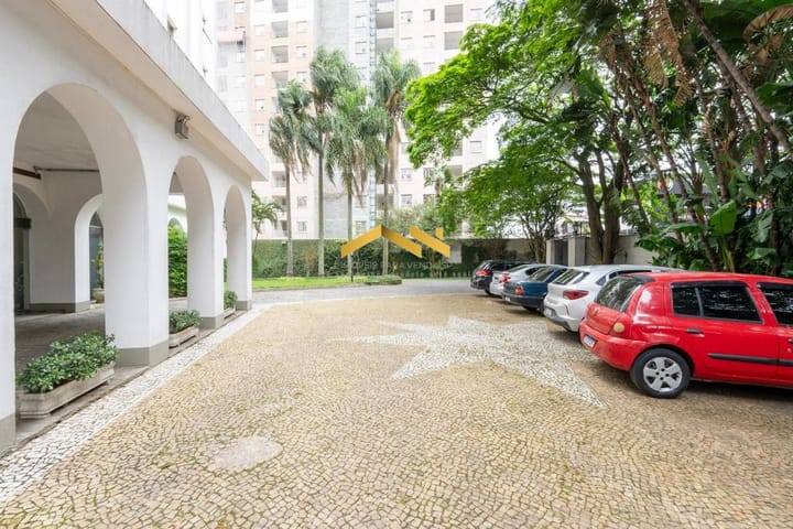 Apartamento à venda com 3 quartos, 175m² - Foto 6