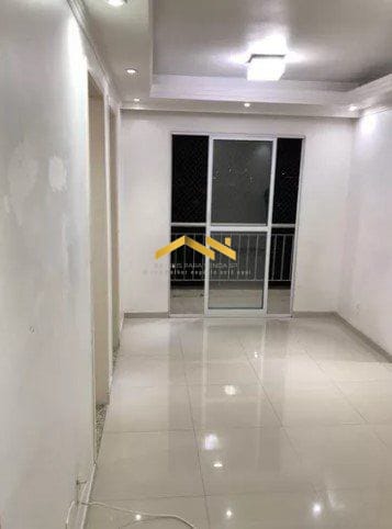 Apartamento à venda com 3 quartos, 71m² - Foto 2