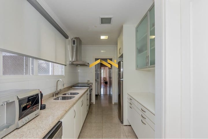 Apartamento à venda com 4 quartos, 273m² - Foto 2