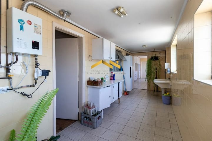 Apartamento à venda com 3 quartos, 227m² - Foto 10