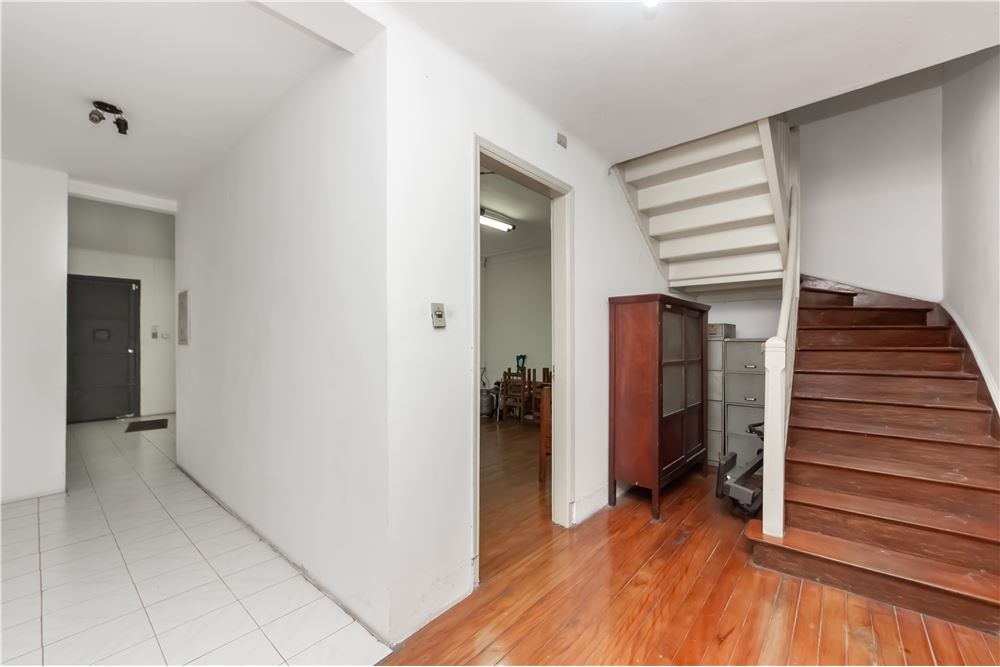 Casa à venda com 4 quartos, 317m² - Foto 12