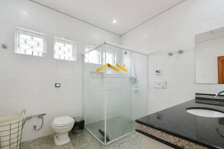 Casa à venda com 3 quartos, 200m² - Foto 8