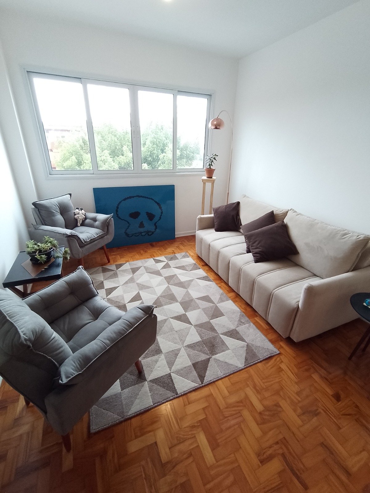 Apartamento à venda com 3 quartos, 114m² - Foto 1