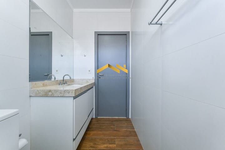 Casa à venda com 4 quartos, 240m² - Foto 9