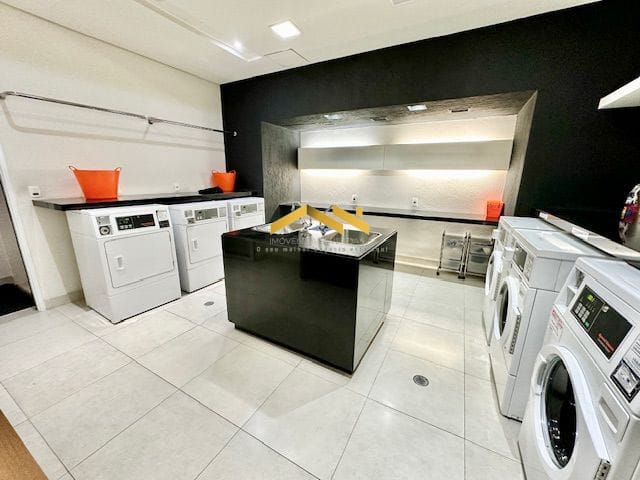 Apartamento à venda com 2 quartos, 74m² - Foto 3