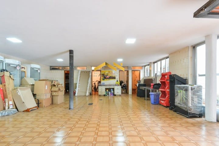 Casa à venda com 4 quartos, 331m² - Foto 26