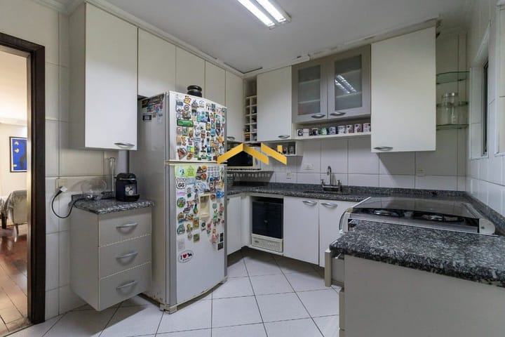 Apartamento à venda com 4 quartos, 140m² - Foto 35