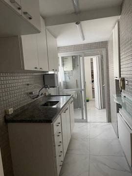 Apartamento à venda com 2 quartos, 64m² - Foto 3