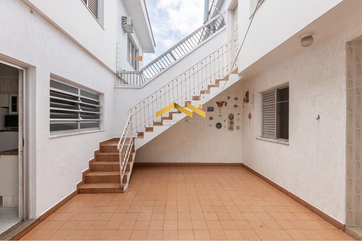 Casa à venda com 3 quartos, 180m² - Foto 11