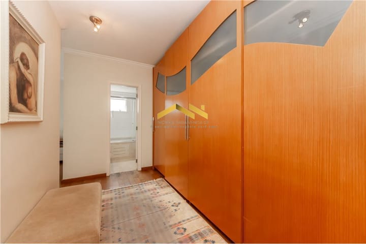 Apartamento à venda com 4 quartos, 198m² - Foto 3