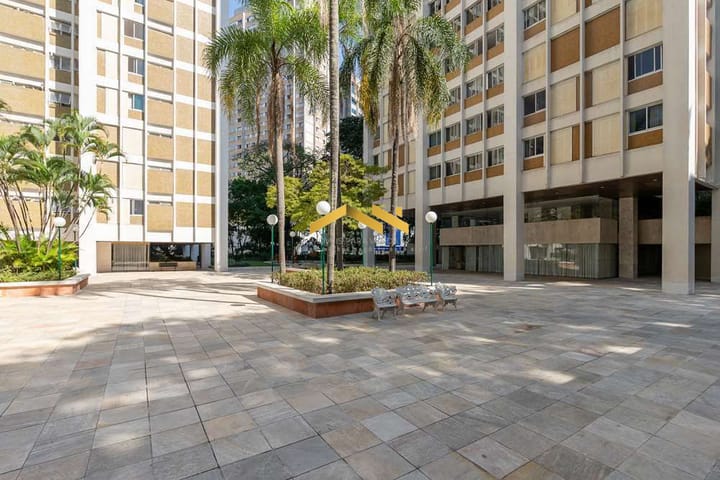 Apartamento à venda com 3 quartos, 137m² - Foto 15