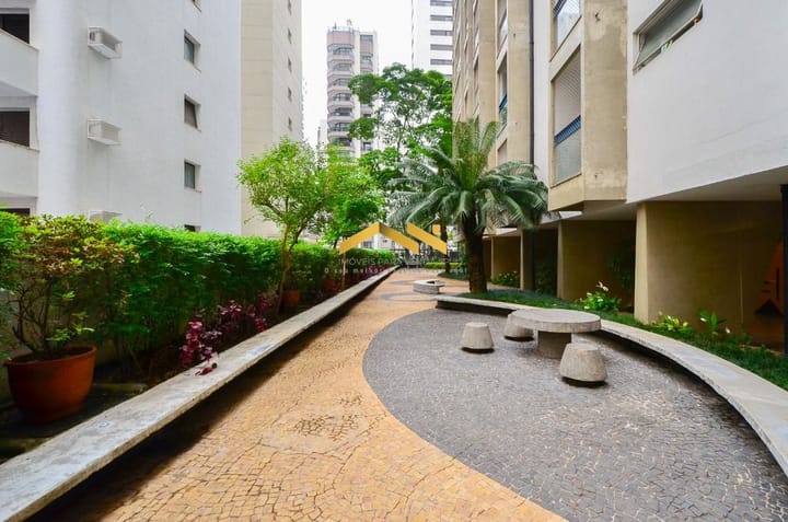 Apartamento à venda com 3 quartos, 199m² - Foto 19