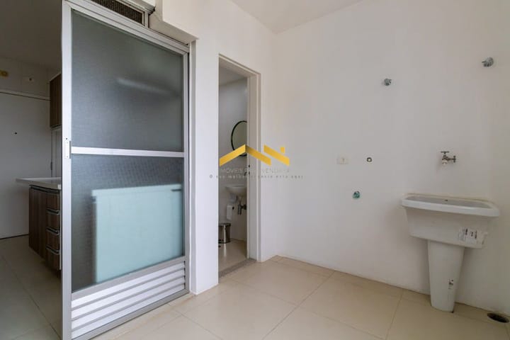 Apartamento à venda com 3 quartos, 202m² - Foto 4