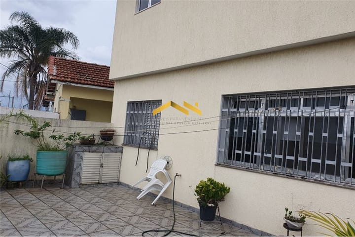 Casa à venda com 3 quartos, 178m² - Foto 5