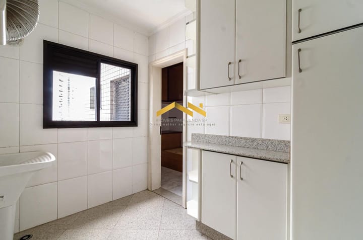 Apartamento à venda com 3 quartos, 184m² - Foto 15