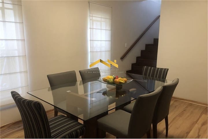 Casa à venda com 3 quartos, 150m² - Foto 1