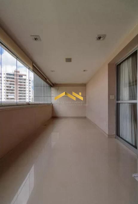 Apartamento à venda com 4 quartos, 185m² - Foto 17